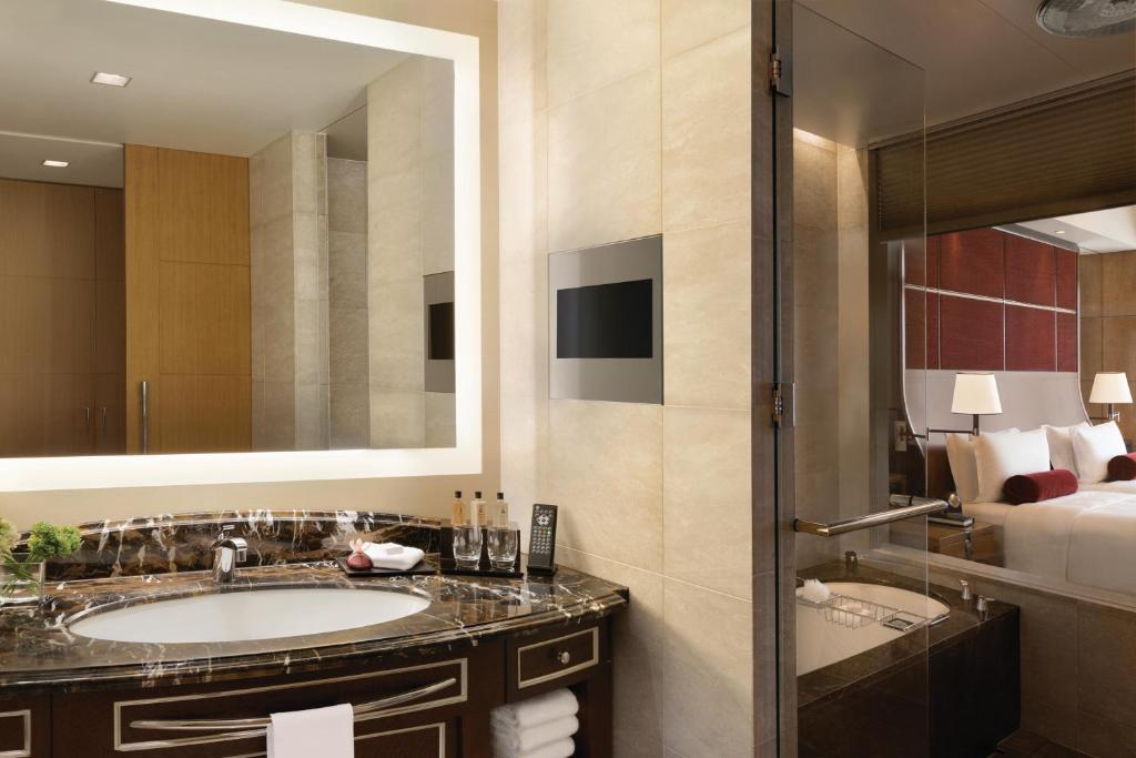 Shangri-La Tokyo photo 4