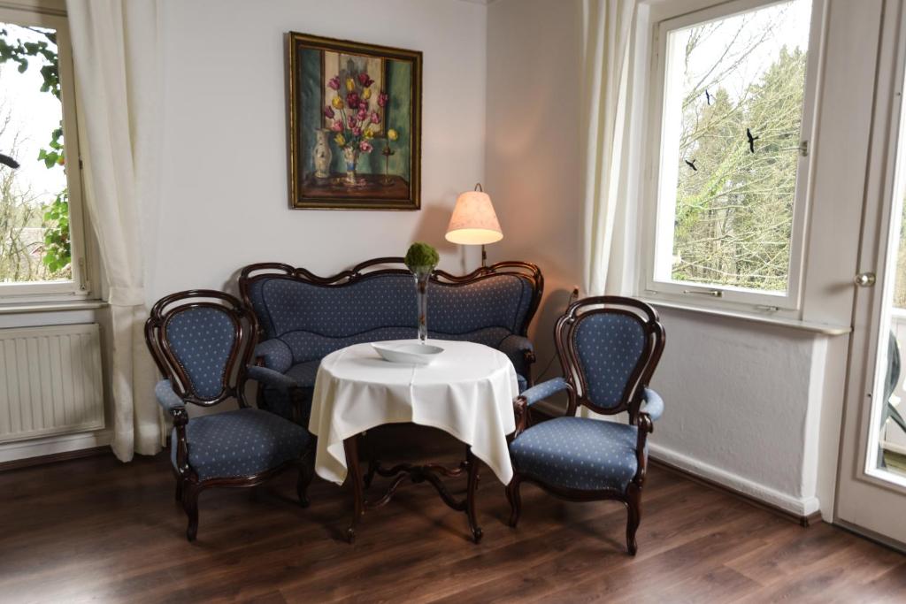 Jagdschloss Fahrenbühl Hotel Garni - Habitación Doble Con Balcón