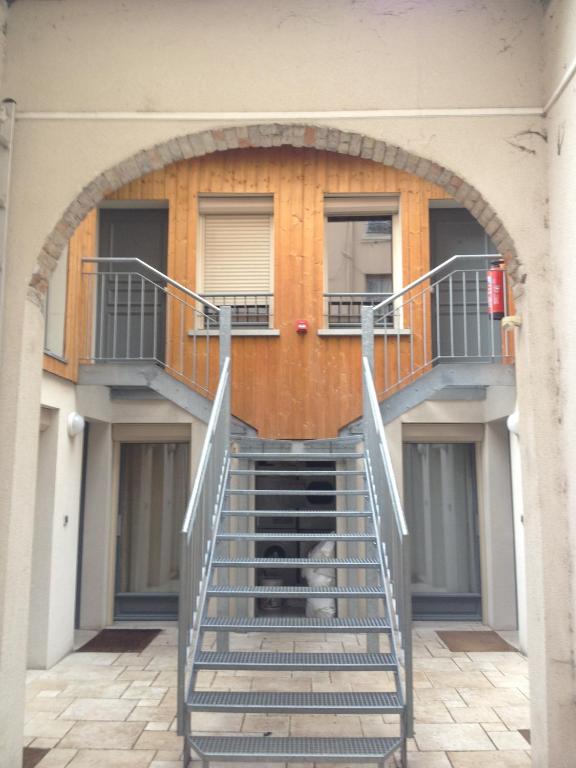 Lyo Hôtel - Centre Lyon Perrache - Resim 17