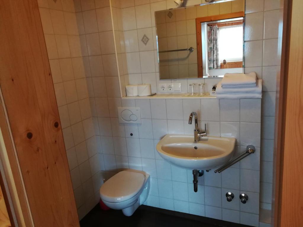 Koupelna v ubytování Schwarzwaldgasthaus Salenhof