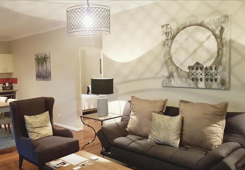 Posezení v ubytování Red Door Collective - RDC Vineyard Estate, Luxury Adult Only Stay