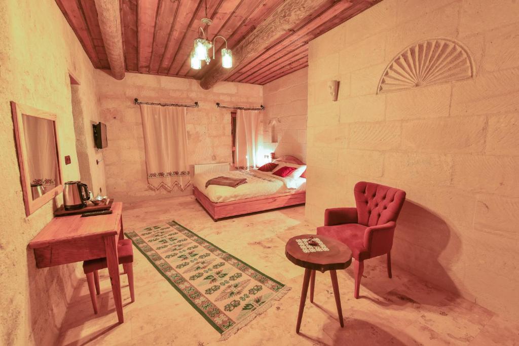 Mosaic Cave Hotel - 17