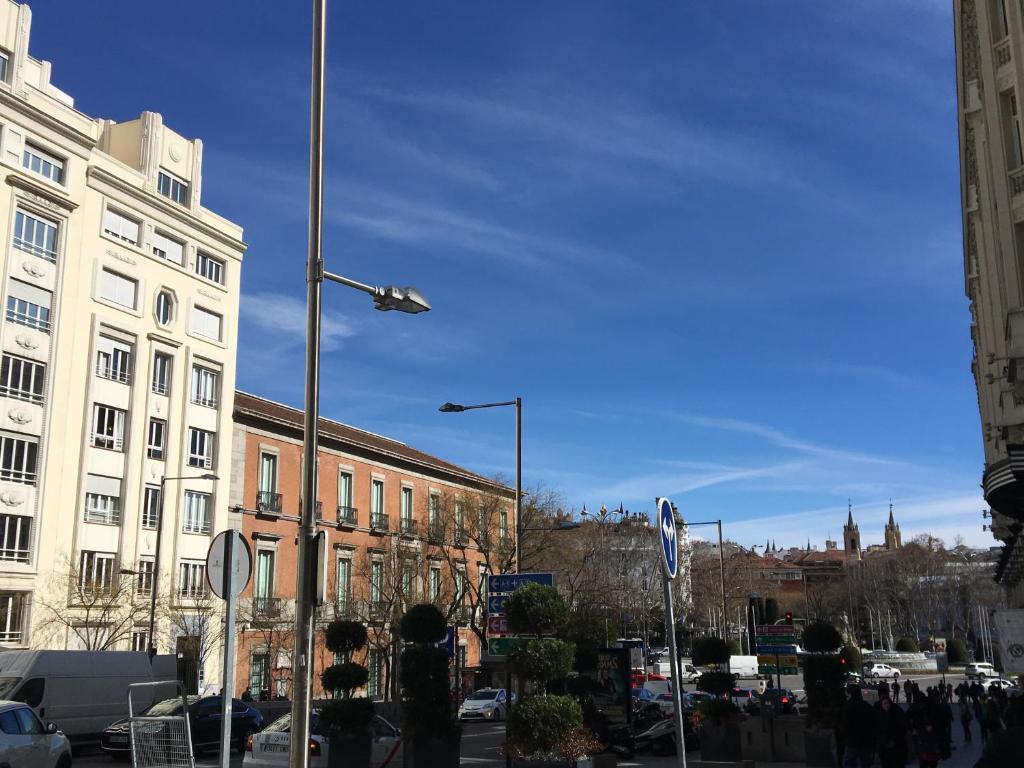 Smart Plaza de las Cortes, Madrid – Bijgewerkte prijzen 2023