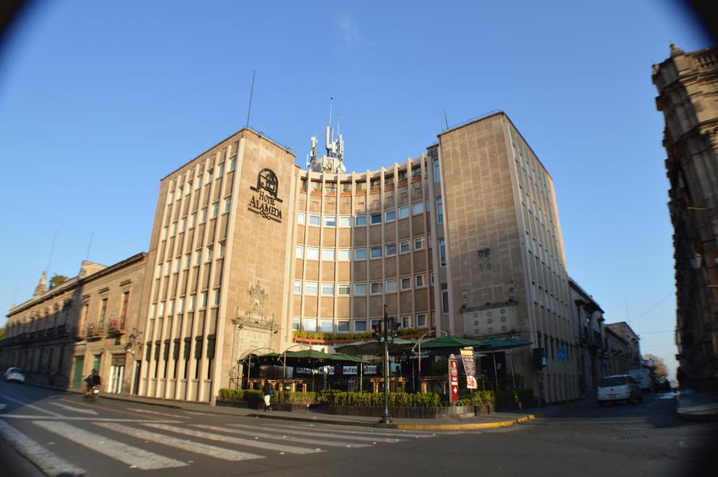 Budova, kde se hotel nachází