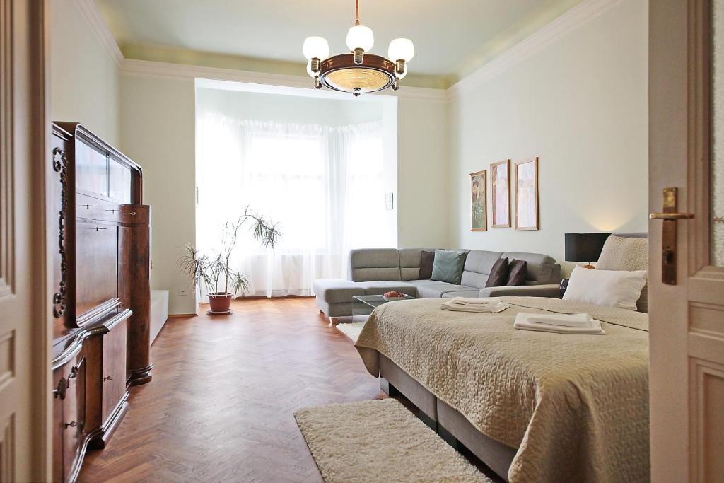 Apartment in the heart of Prague - 6