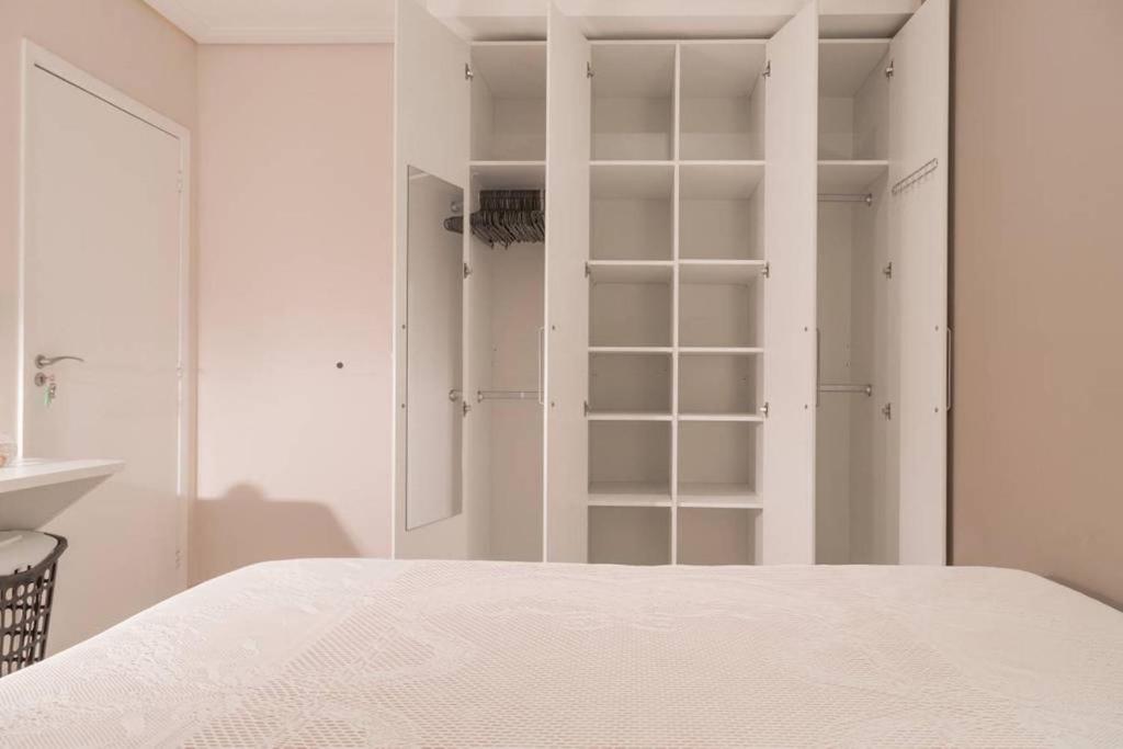 HomeStay 2 - Avenida Carlos Gomes  HomeStay 2 - Avenida Carlos Gomes