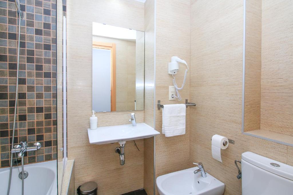 Bet Apartments - Tramontana Apartments, Valencia – Updated ...
