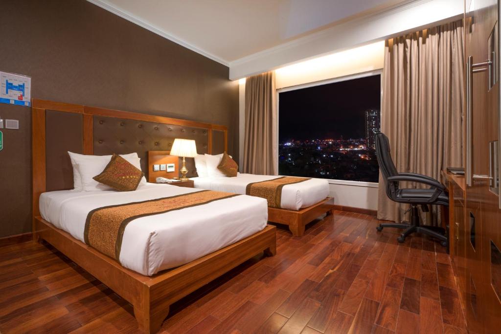 Phòng Deluxe có 2 Giường đơn nhìn ra Thành phố