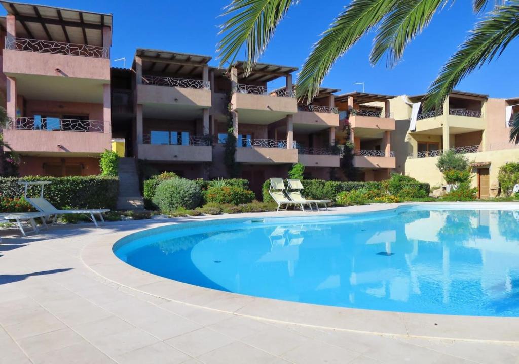 Bazén v ubytovaní Seaview Apartment (N° 12) alebo v jeho blízkosti