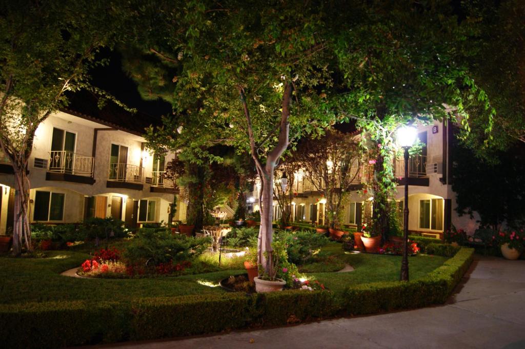 The Hills Hotel™ - A Boutique Hotel Laguna Hills Near Spectrum Center