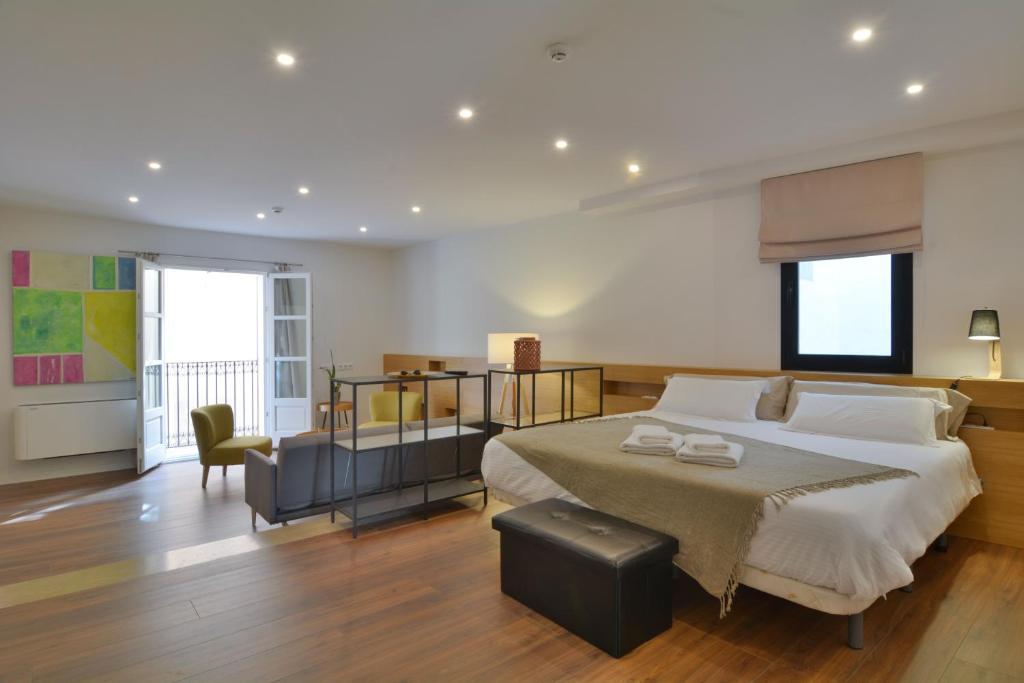 
Apartment with Terrace
