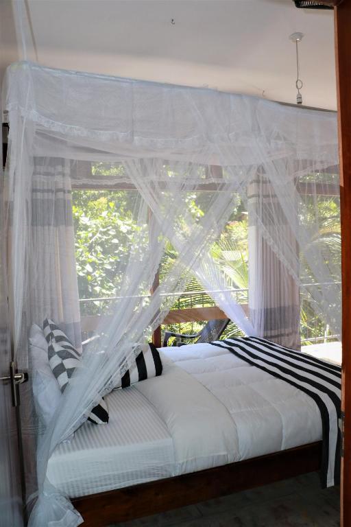 River Splendour Home Stay - 3