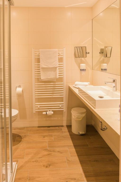 Koupelna v ubytování Familiengut Hotel Burgstaller