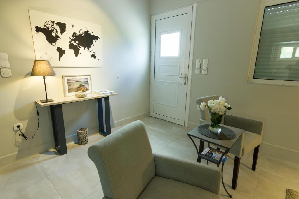 Część wypoczynkowa w obiekcie Amera - Troumpas Family Apartments