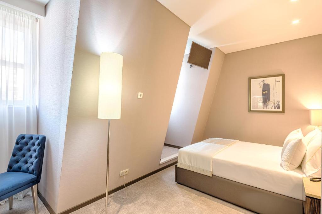 Hotel MeraPrime Gold Lisboa - Resim 24