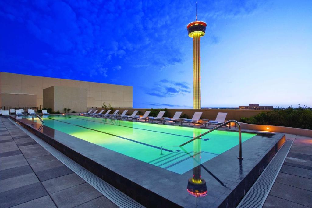 Grand Hyatt San Antonio River Walk - Housity