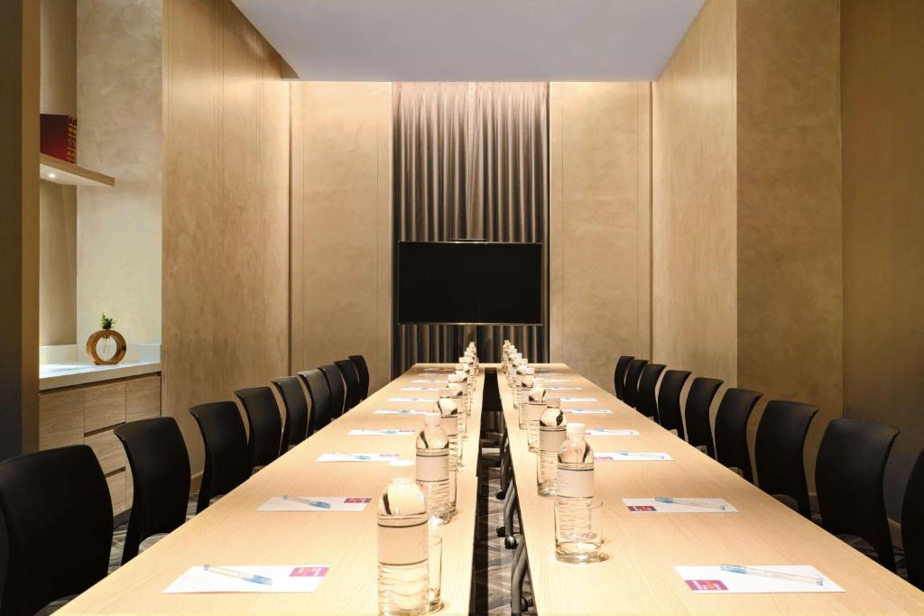 Hyatt Place Bangkok Sukhumvit 24 - Resim 34