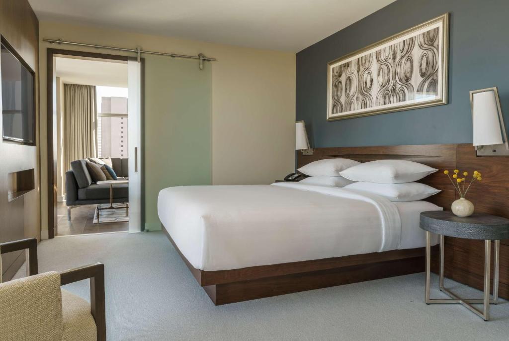 Hyatt Regency Houston Galleria photo