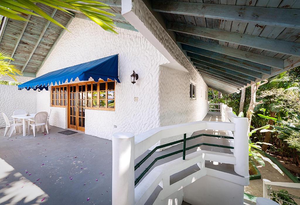 Balkón nebo terasa v ubytování Beach House Condos, Negril