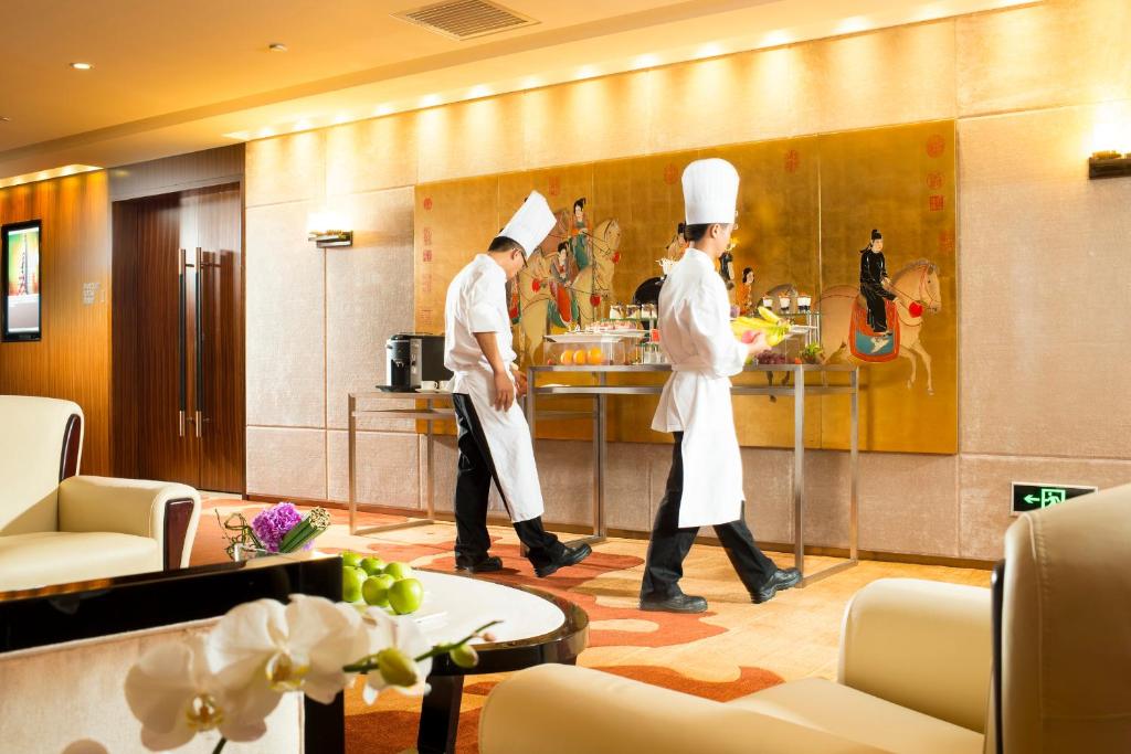 Členové personálu v ubytování Shenzhen Nanshan L'Hermitage
