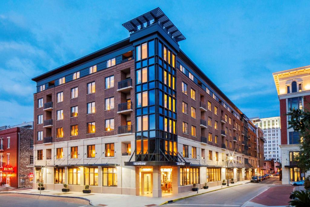 a large building in the middle of a street at Andaz Savannah - A Concept by Hyatt in Savannah