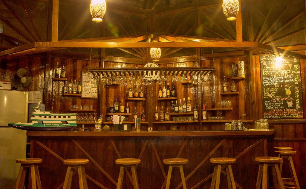 Lounge nebo bar v ubytování Corto Maltes Amazonia Lodge