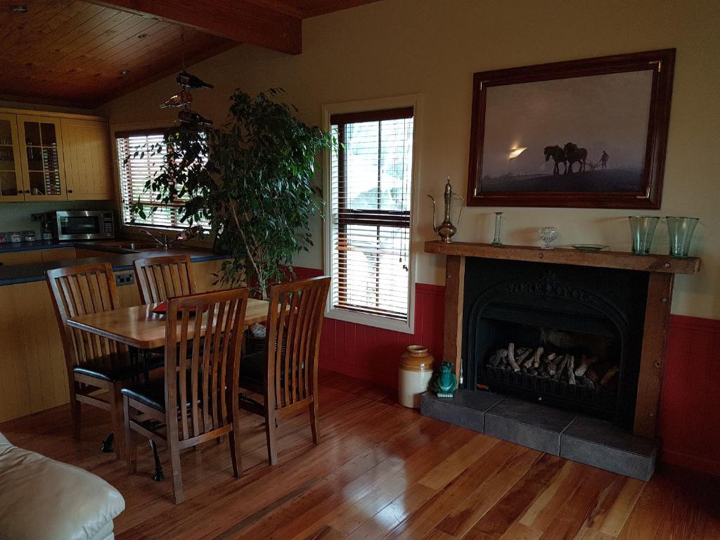 River Rock Estate - Resim 20