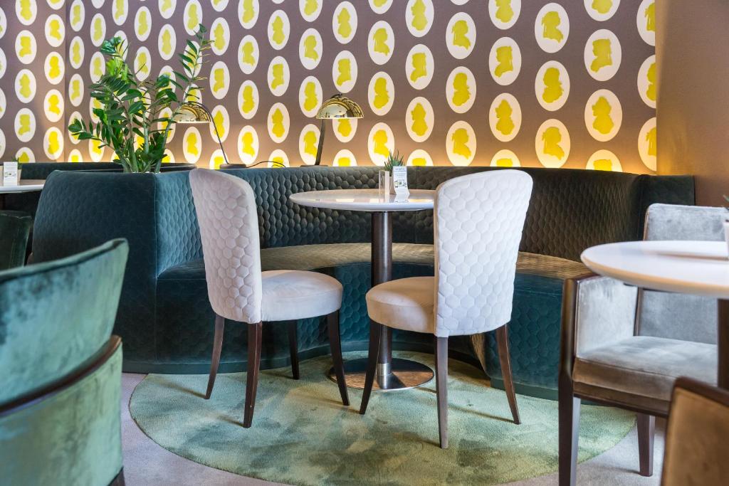 Capital Plaza Hotel - Resim 41