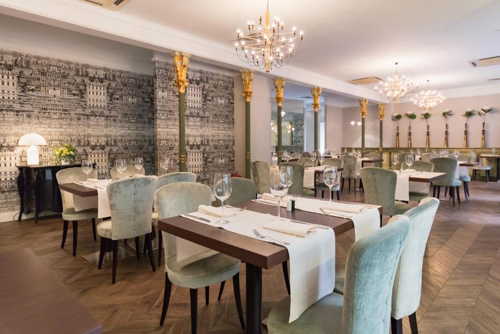 Capital Plaza Hotel - Resim 27