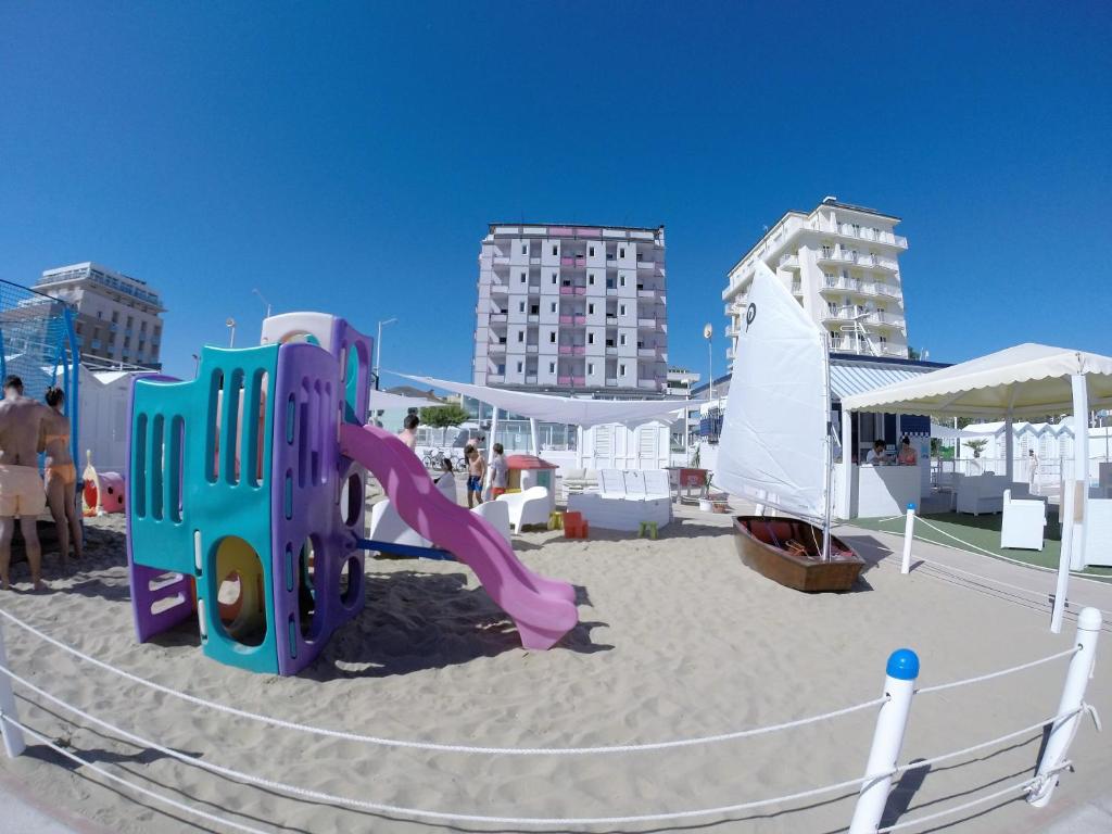 Photo de la galerie de l'établissement Hotel Kent, à Riccione