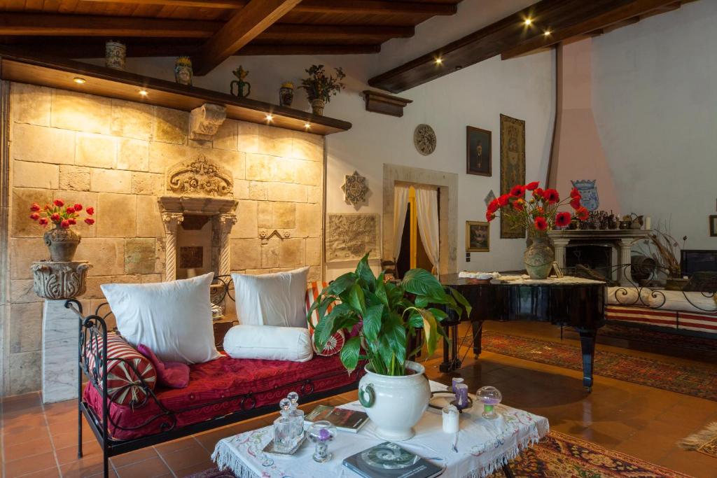 Posezení v ubytování Villa Dei Papiri Fonte Ciane