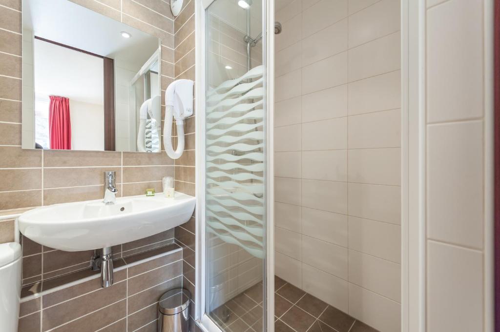 Contact Hotel Atoll - 16