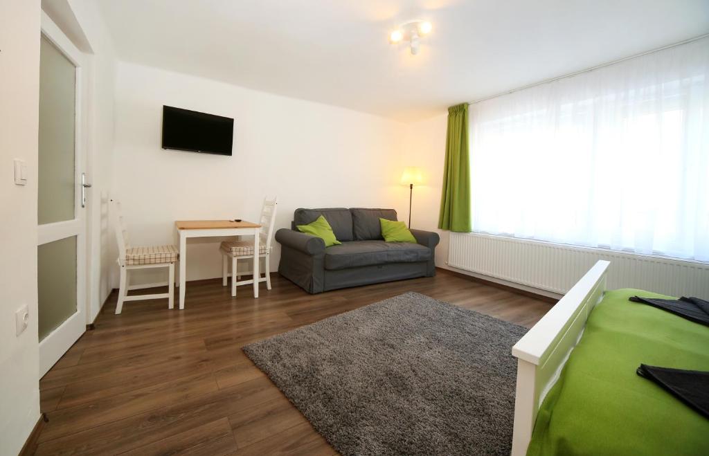 JadeRooms - Apartment - Ground Floor