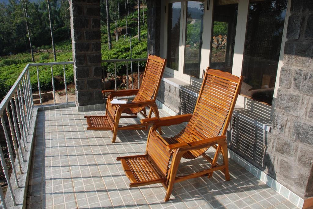 Balkón nebo terasa v ubytování Relaxing 2 B/R Estate House, Deenaty, Tamil Nadu