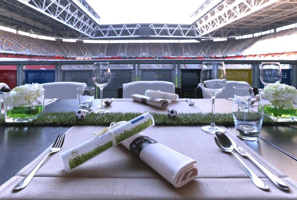 Tulip Inn Hotel Düsseldorf Arena - 2 Minuten Fußweg zur Messe