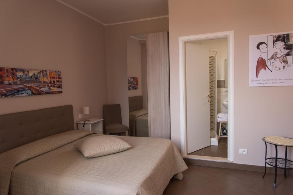 La Terrazza di Evelina Guest House - 9