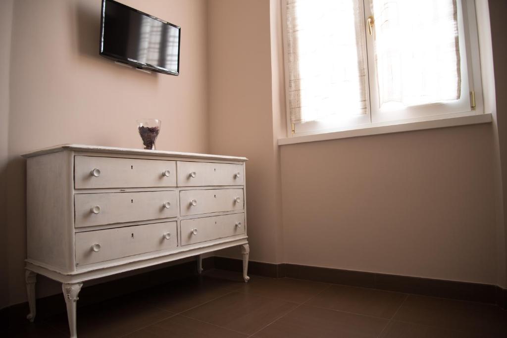 La Terrazza di Evelina Guest House - 11