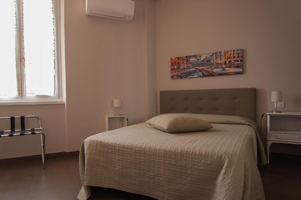 La Terrazza di Evelina Guest House - 14