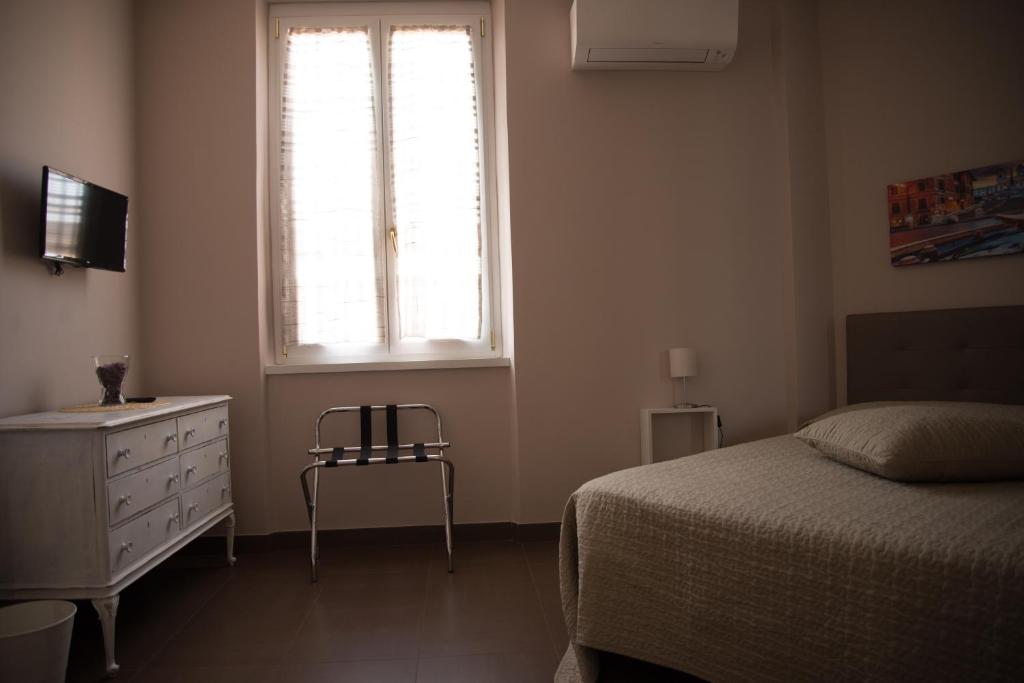 La Terrazza di Evelina Guest House - 15