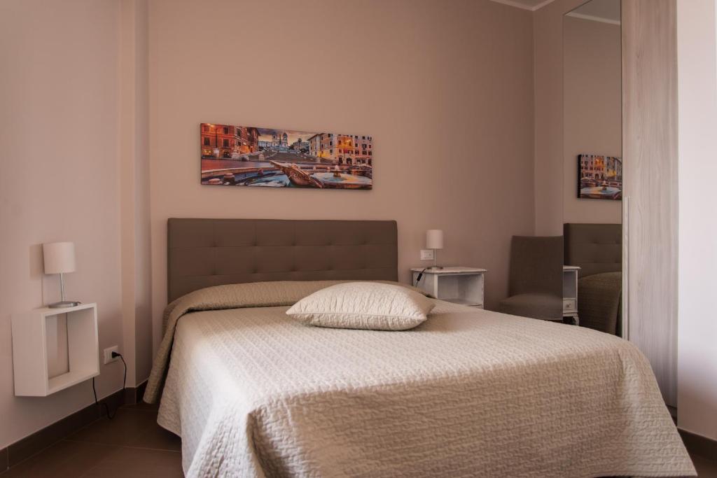 La Terrazza di Evelina Guest House - 17