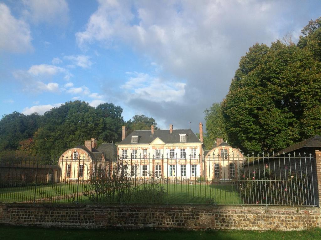 Rouge Maison - Housity
