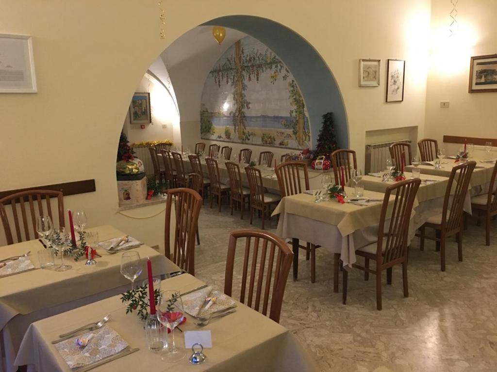 Restaurace v ubytování Hotel Marconi
