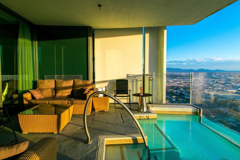 Dream Penthouse at Palms Place, Las Vegas – Updated 2024 Prices
