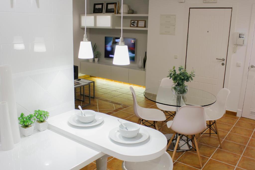 TV a/nebo společenská místnost v ubytování Apartment Design Marbella