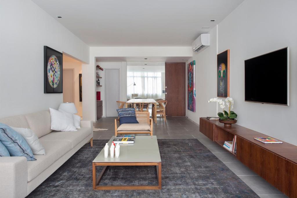  ilive059 - Charming 2 bedroom Apartment in Ipanema