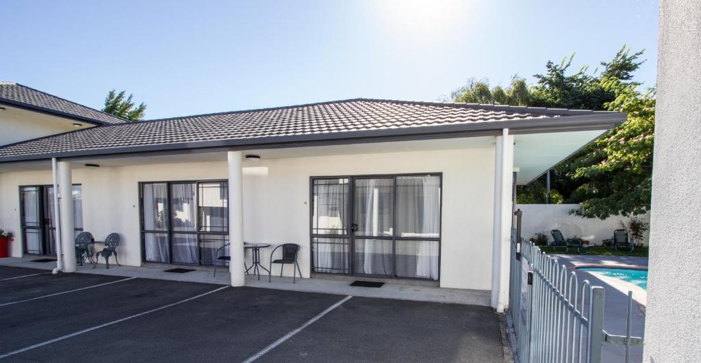 ASURE Phoenix Motor Inn - Resim 17