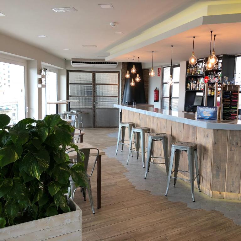 Lounge nebo bar v ubytování Dynamic Hotels Caldetes Barcelona