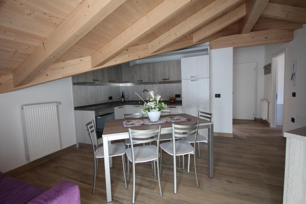 Kuchyň nebo kuchyňský kout v ubytování Casa ai Stabli