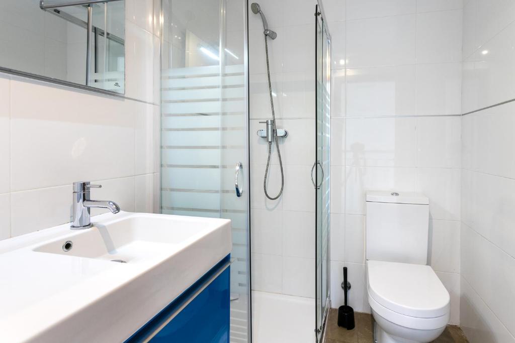 Koupelna v ubytování ApartUP Patacona Terrace Duplex I