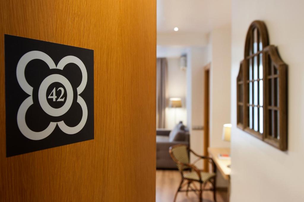 MH Apartments S. Familia, ברצלונה – מחירים מעודכנים לשנת 2023